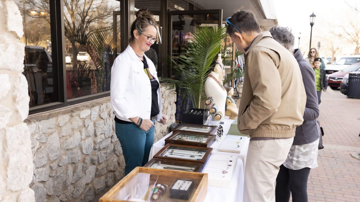 Bison Creek Clothing hosted Amy Foster Jewelry at the season opening of VIBES. (Photo: <a href="https://www.erinraesmith.com/" target="_blank" rel="noopener">Erin Rae Smith Photography</a>)